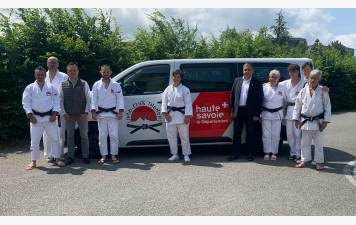 Mini-Bus Judo Club Thonon